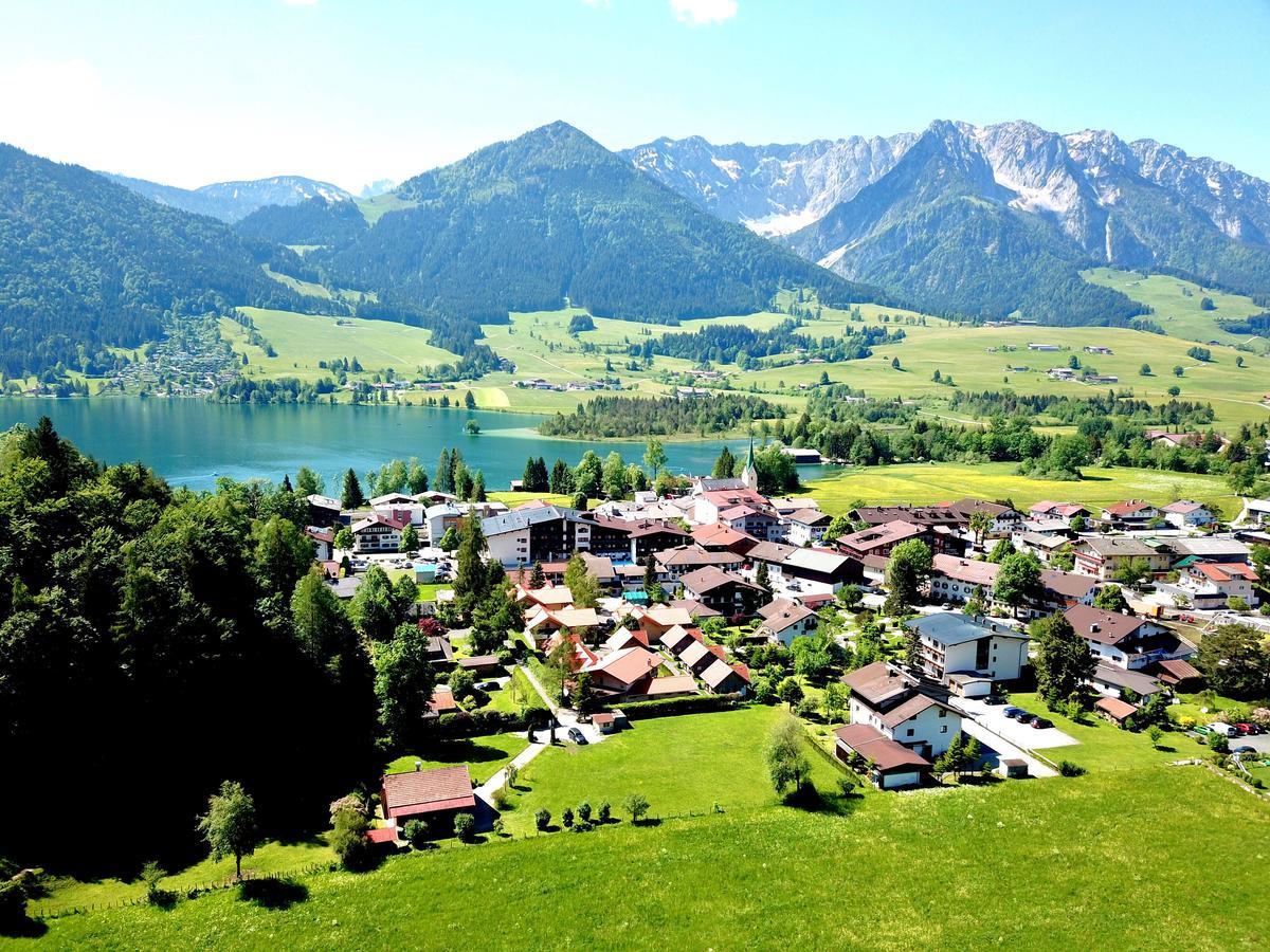 Mountain Inn Chalets & Apartments Walchsee Exteriör bild